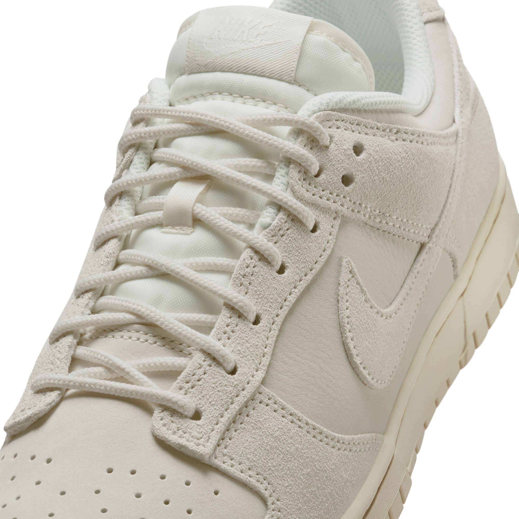 Nike Dunk Low Retro SE image number null