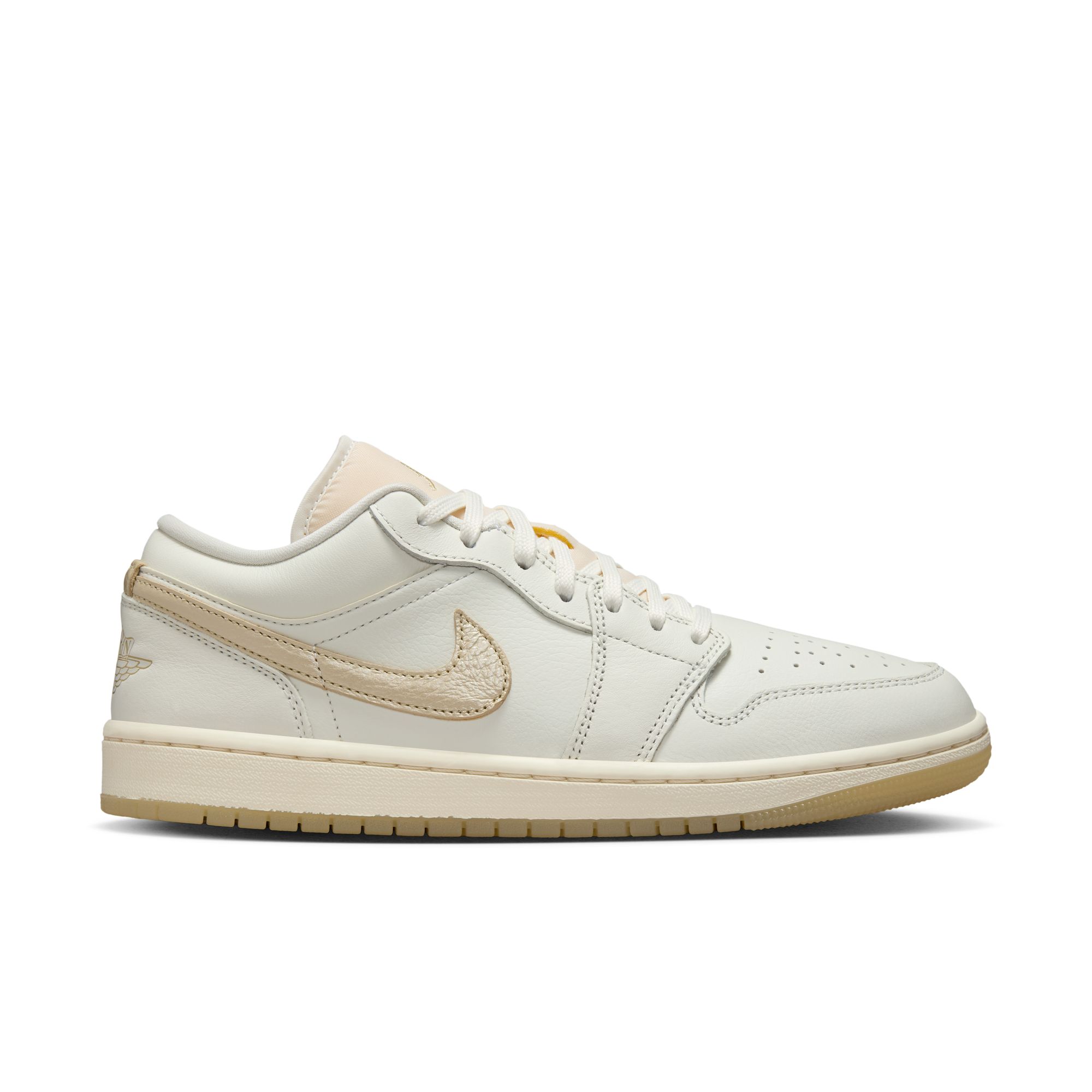 WMNS AIR JORDAN 1 LOW SE image number null