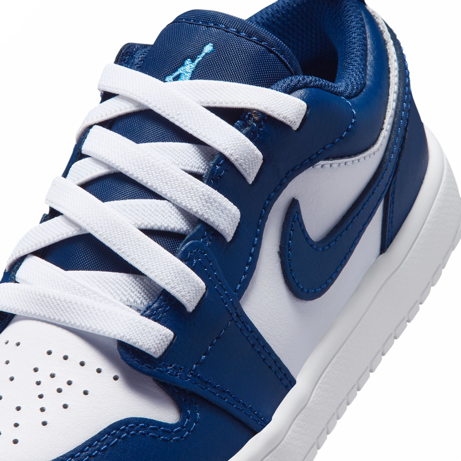 Jordan 1 Low Alt image number null