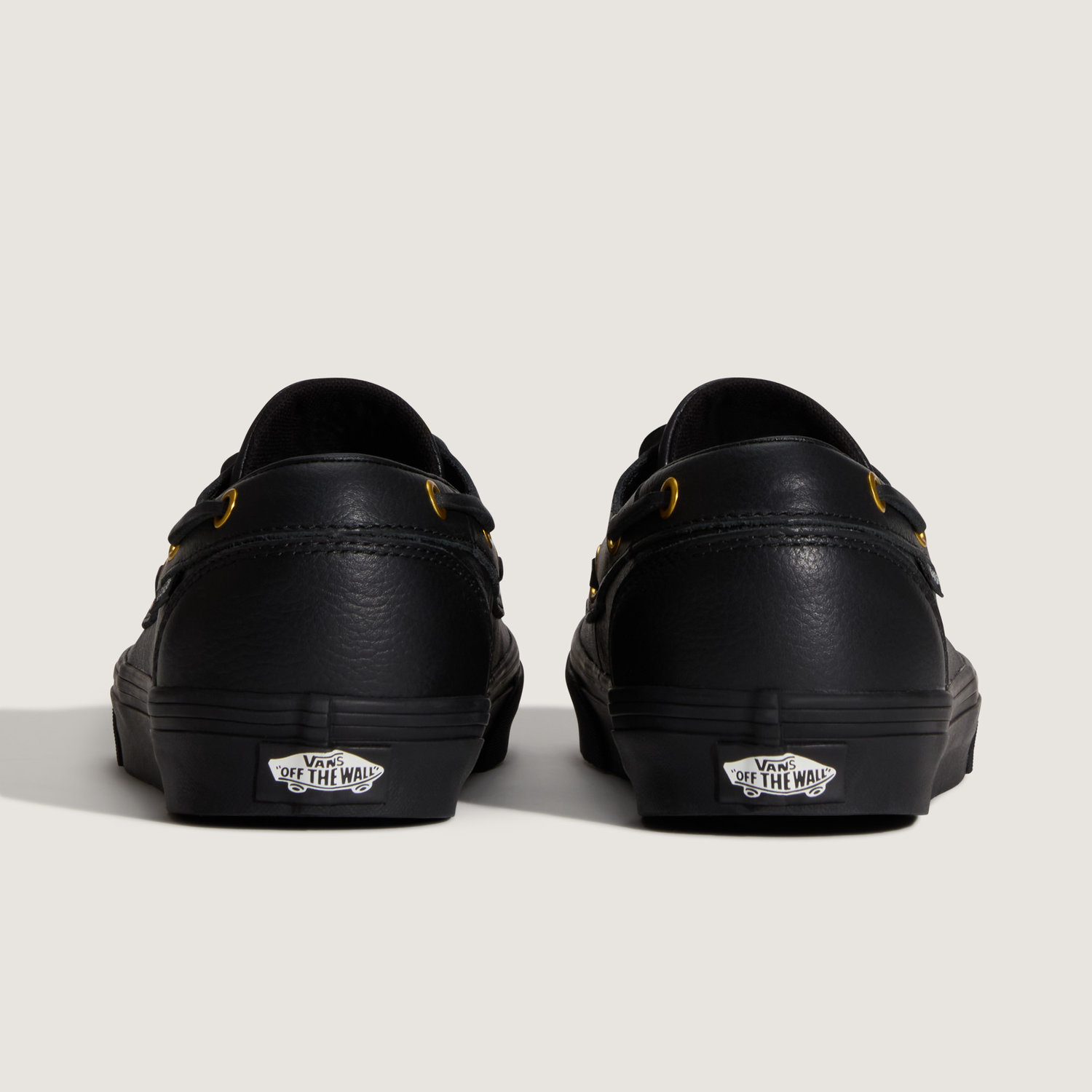 2-EYELET BOAT SHOE image number null