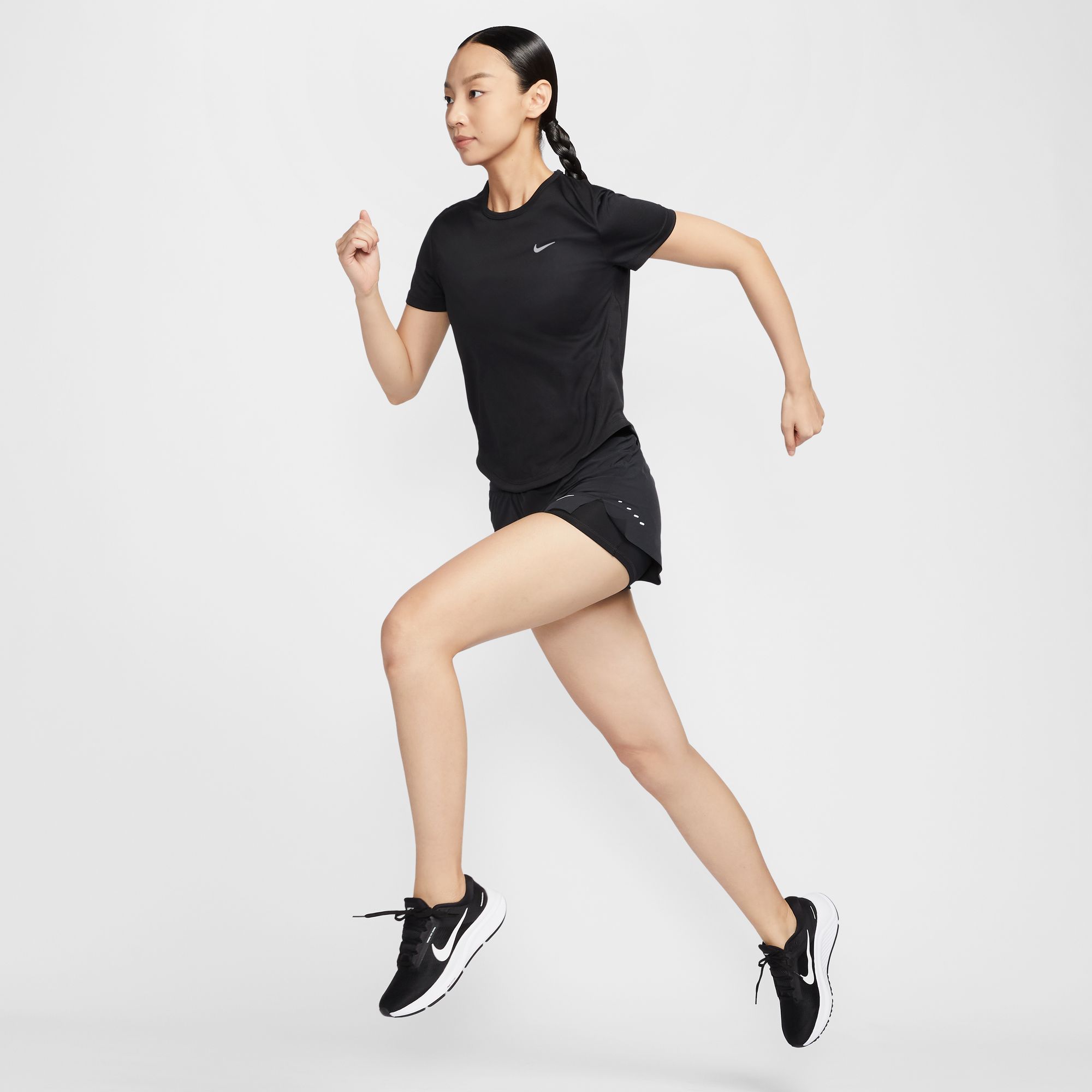 Nike Tempo image number null