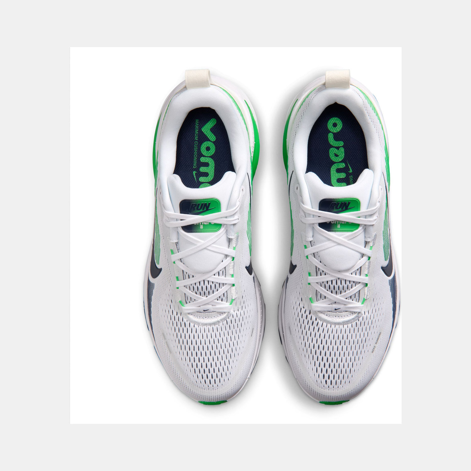 NIKE VOMERO 18 image number null