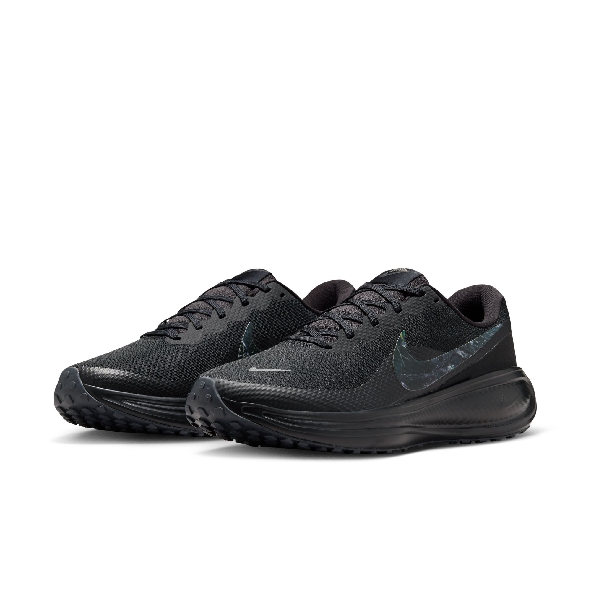 NIKE REVOLUTION 8 REALTREE image number null