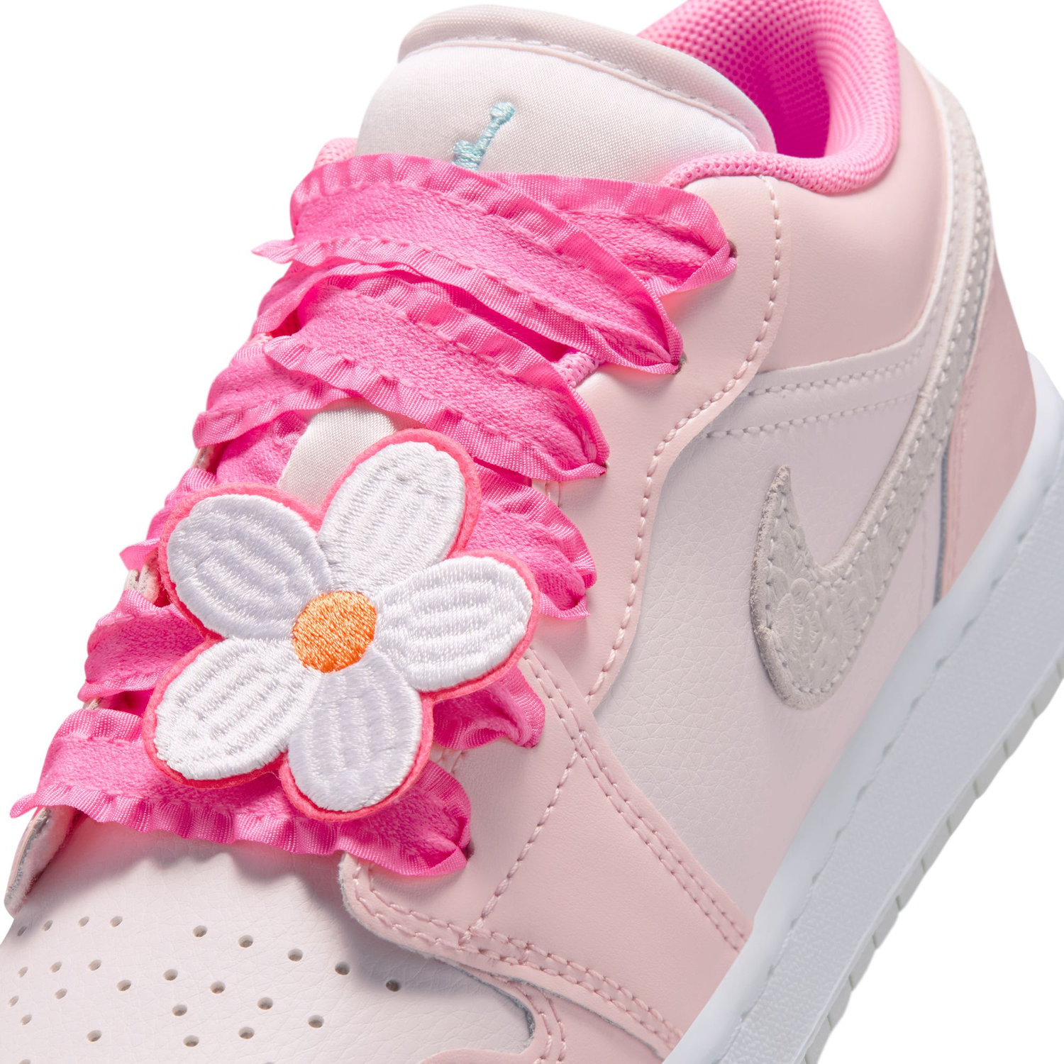 Air Jordan 1 Low SE image number null